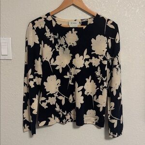 St John Black & cream Knit Sweater - size medium